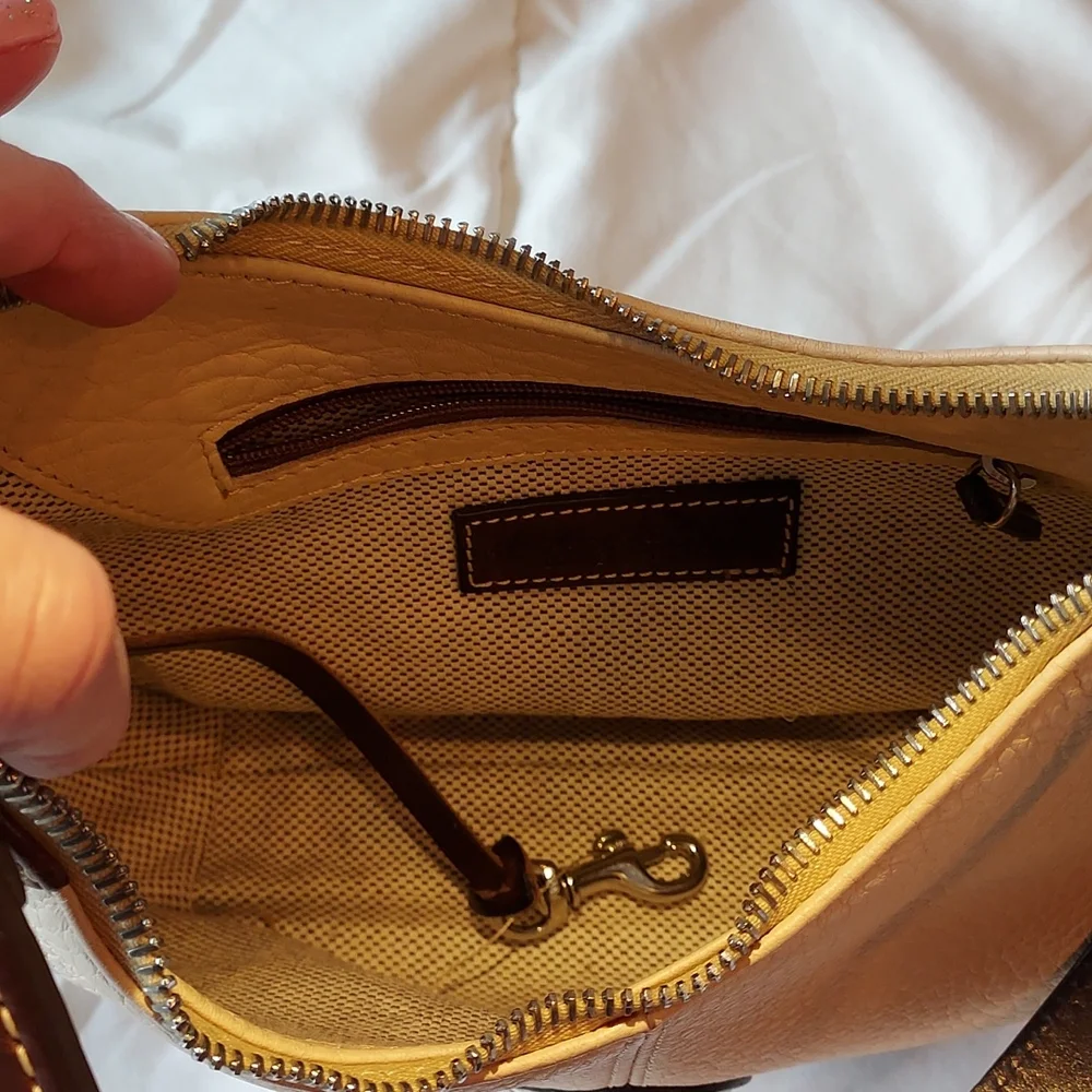 Vintage Dooney & Bourke purse - Picture 4 of 6